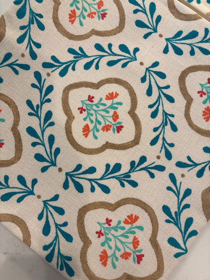 Teal Leaf